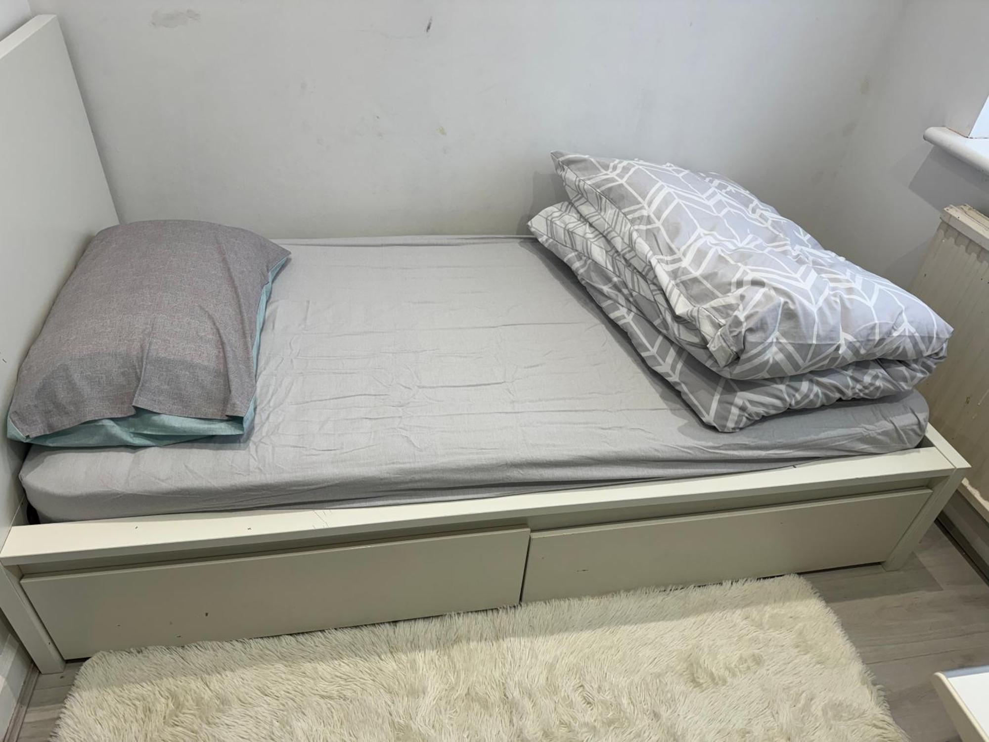 Single Room Canvey Island Bagian luar foto